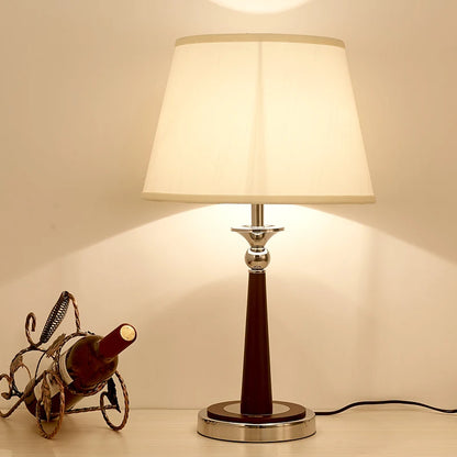 Modern Classic Table Lamp – Elegant Wooden & Metal Base