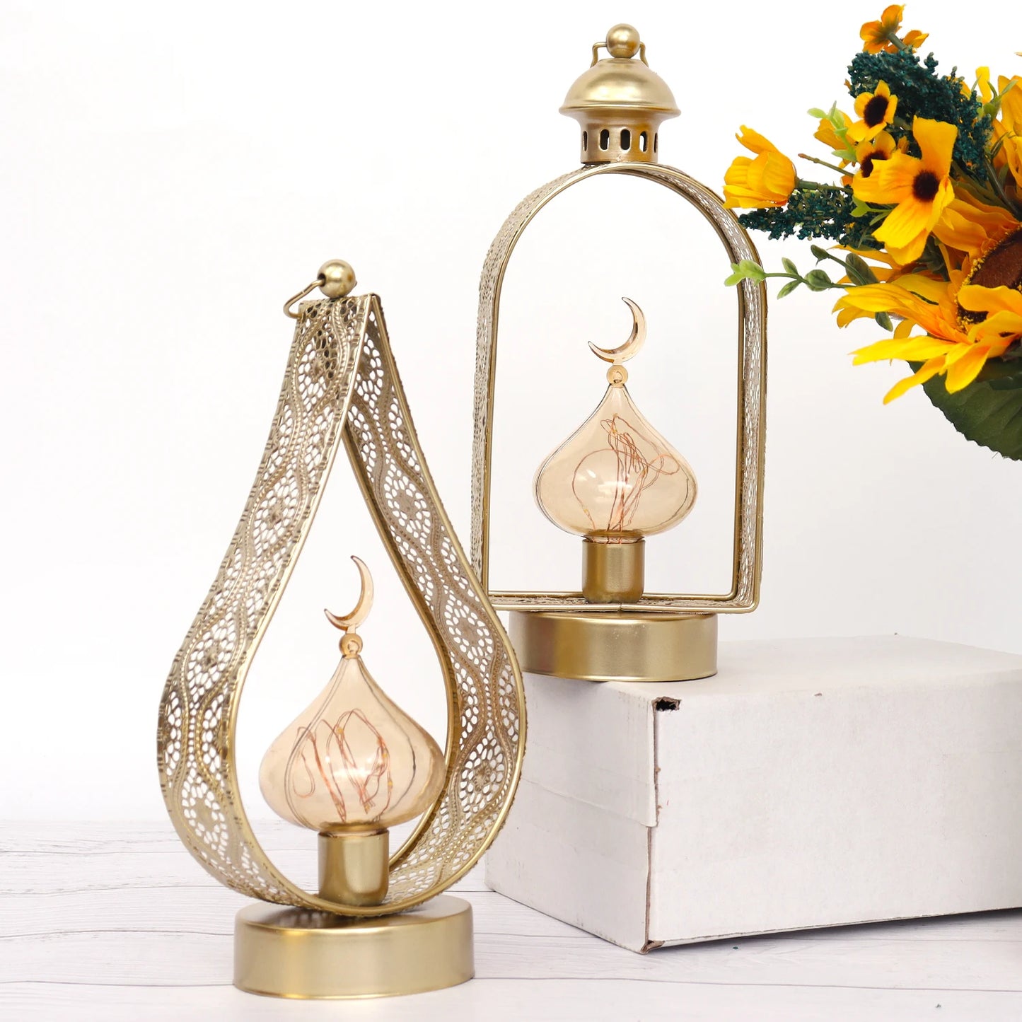 Pafu Arabic Islamic Gift Home Decor Ramadan Eid Gift Table Top Arch Lantern Table Centre Piece with LED Castle